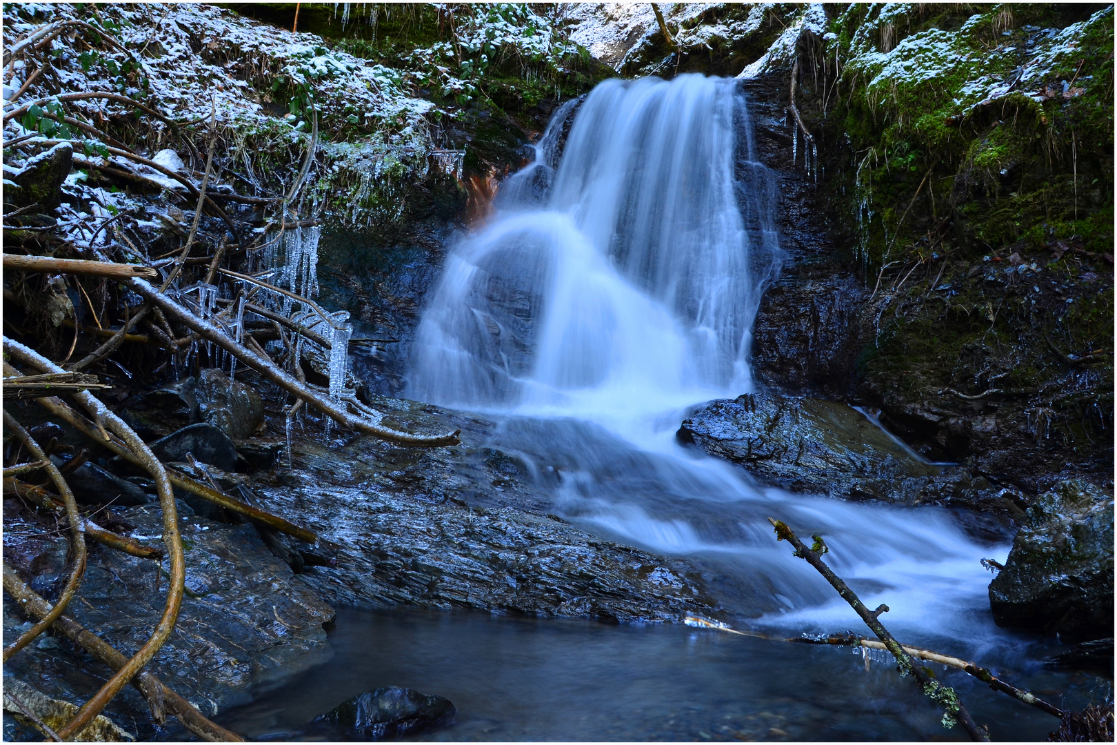 Kleiner Wasserfall im Putzengraben - Schwarzach II