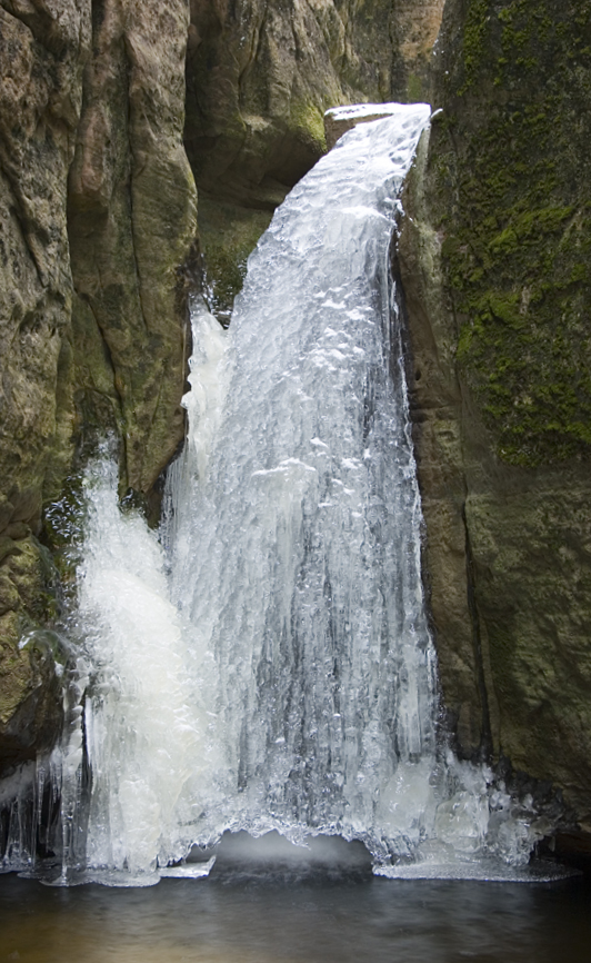 Kleiner Wasserfall in Adersbach