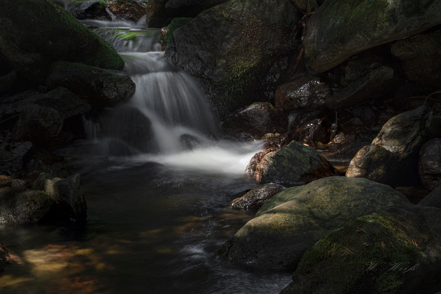 Kleiner Wasserfall in der Saulochschlucht