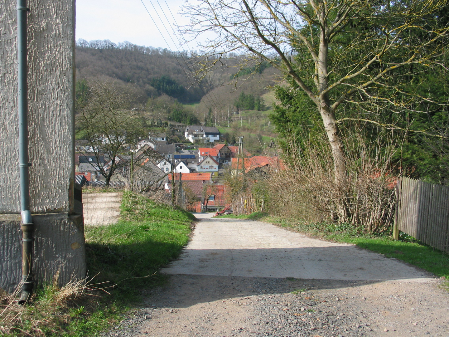 kleiner weg ins dorf