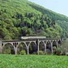 Kleiner Zug auf großer Brücke…