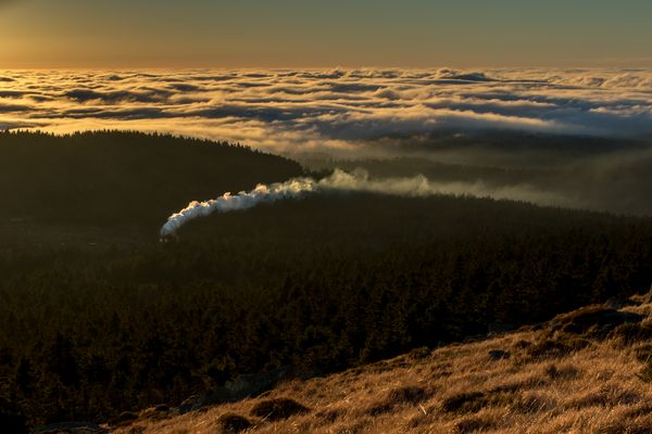 Kleiner Zug auf großer Fahrt