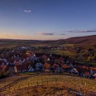 Kleines Dorf unter der Sonne