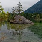 kleines Felseneiland - gespiegelt