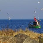 kleines Fischerboot in Strande - wie Dazumal