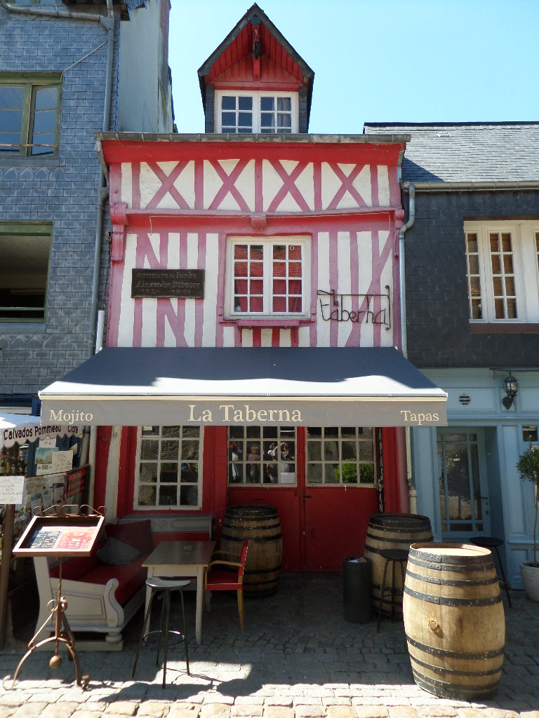 kleines gemütliches Restaurant in Honfleur / Normandie Frankreich