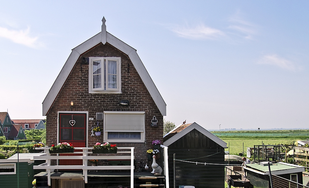 Kleines Haus auf Marken