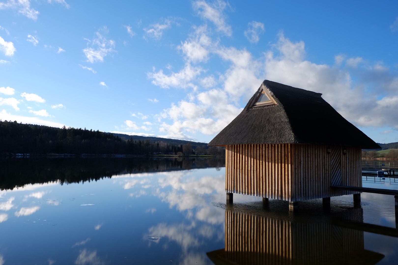 "Kleines Haus im See" ...