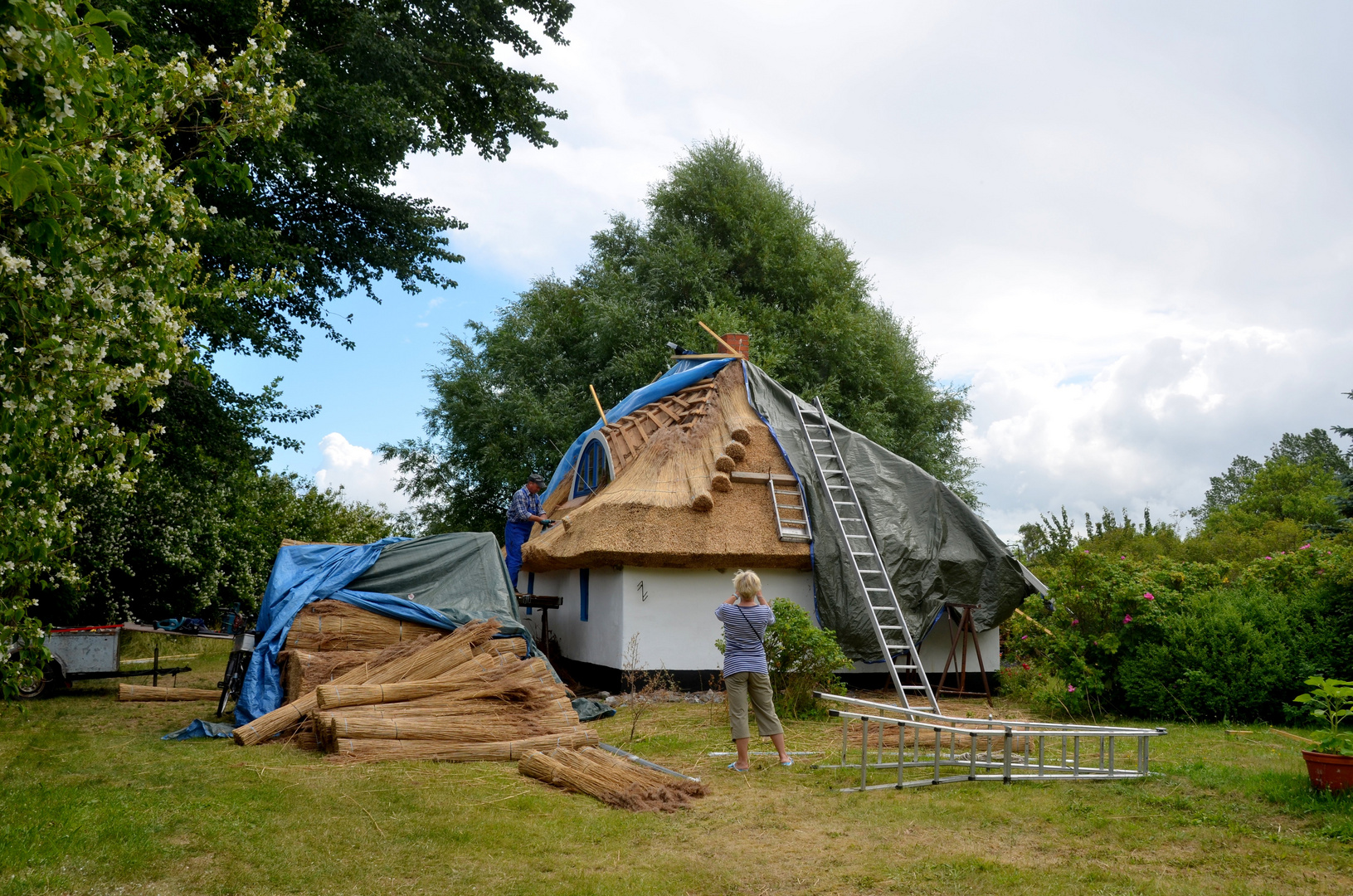 kleines Hexenhaus i.Juli 2014