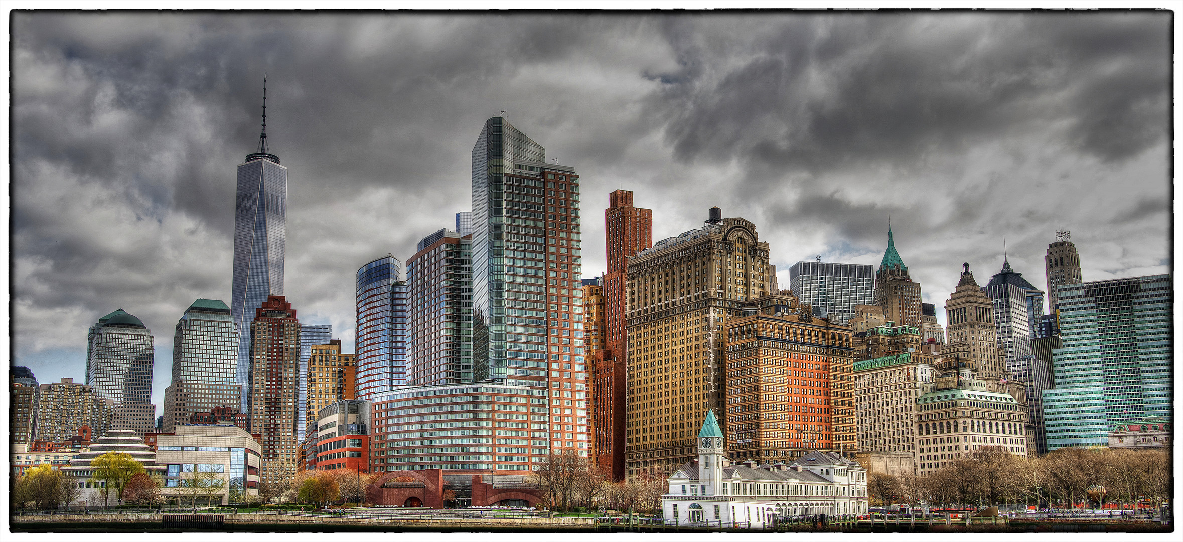 kleines Pano von der Brooklyn Bridge aus gesehen