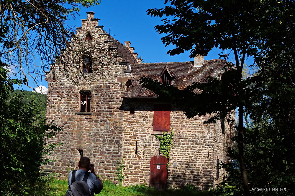 "Kleines Schlösschen (2) ....