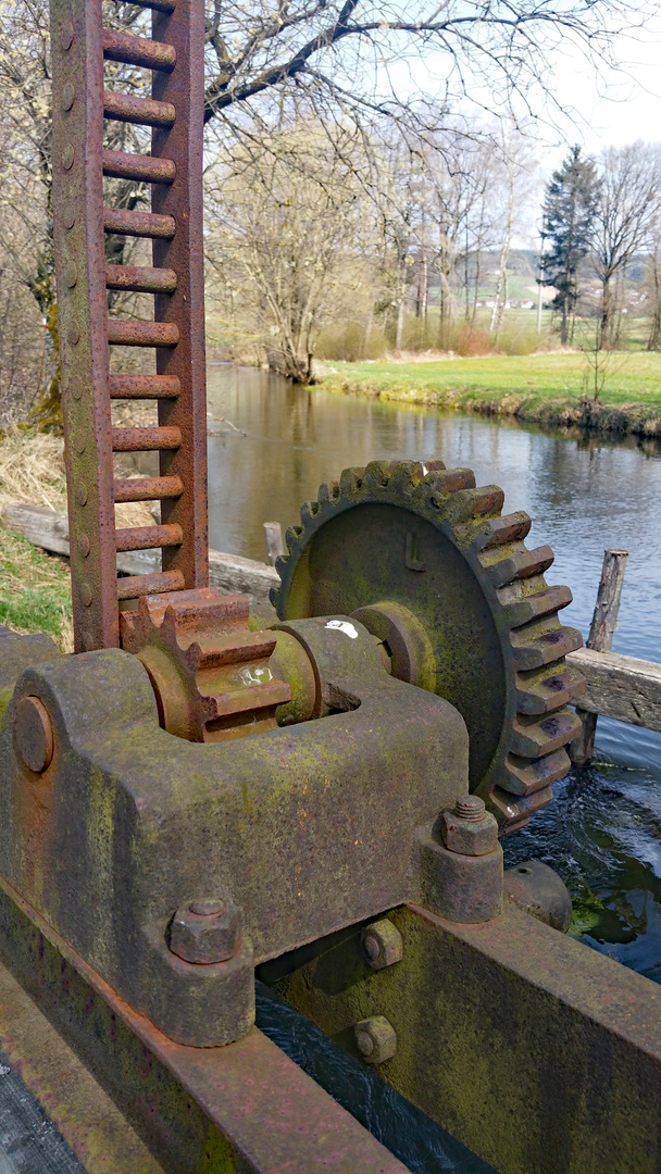 Kleines Wasserwehr