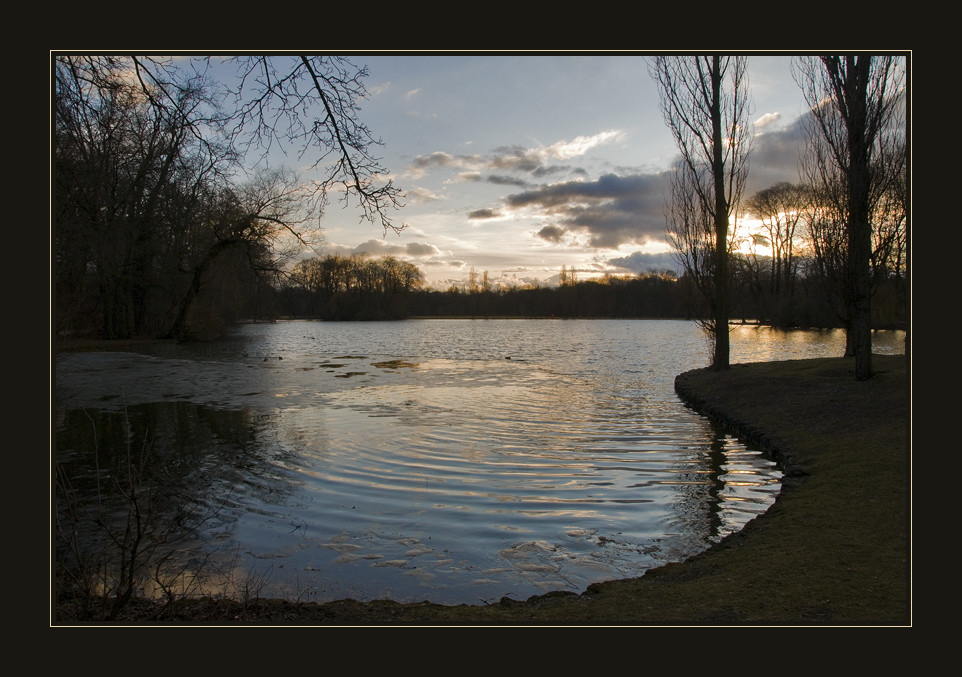 Kleinhesseloher See