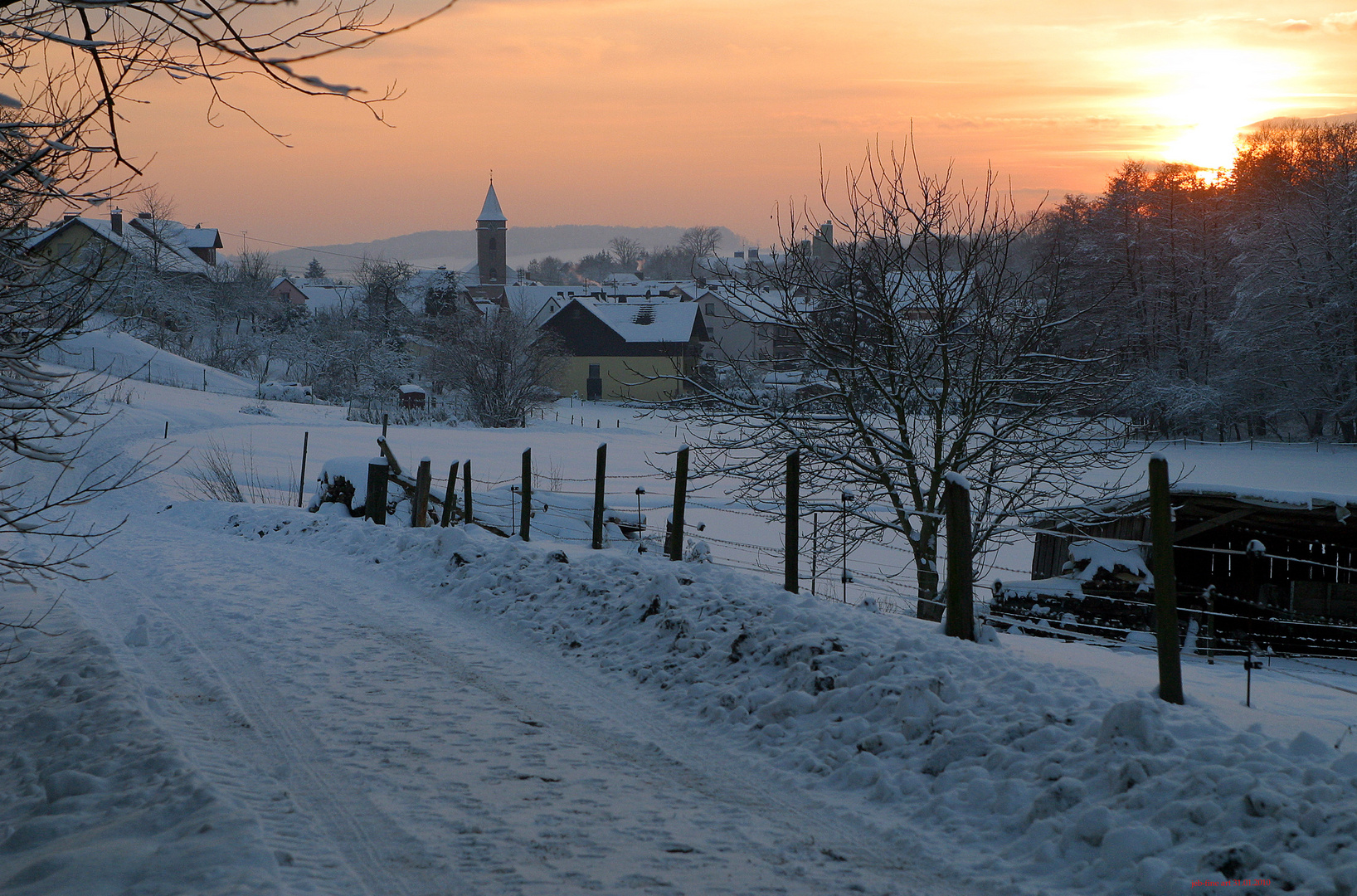 Kleinkahler Winterabend