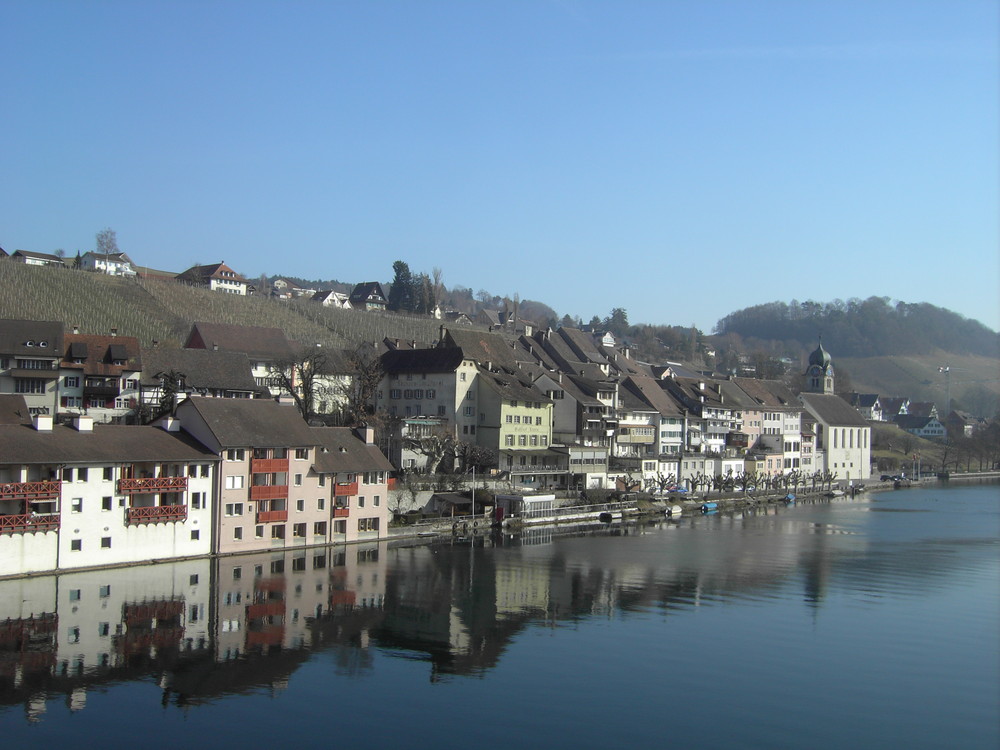 Kleinstädtchen am Rhein