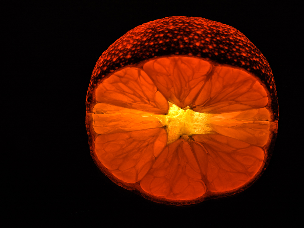 Klementine mit Innenbeleuchtung