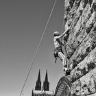 Kletterer Hohenzollernbrücke Köln