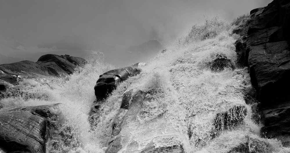 Klettern im Wasserfall macht Spaß und nass ;-)