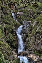 Kletterpartie am Wasserfall