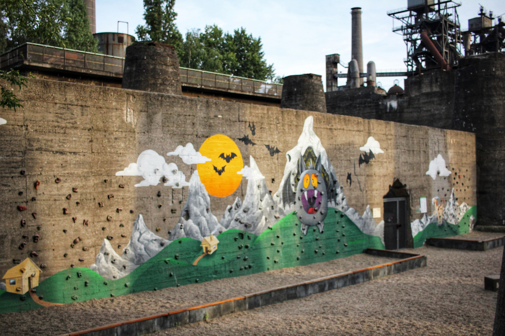 Kletterwand im Landschaftspark