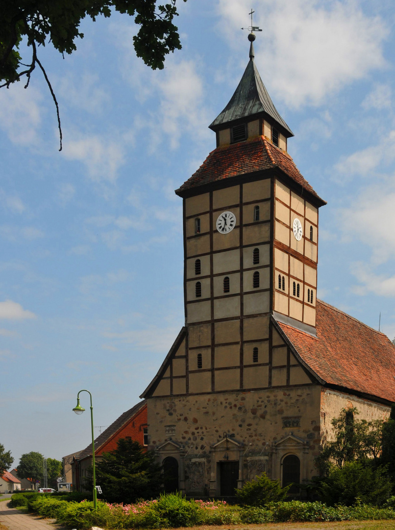 Kletzke Kirche 2011