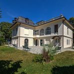Klimt Villa (2)