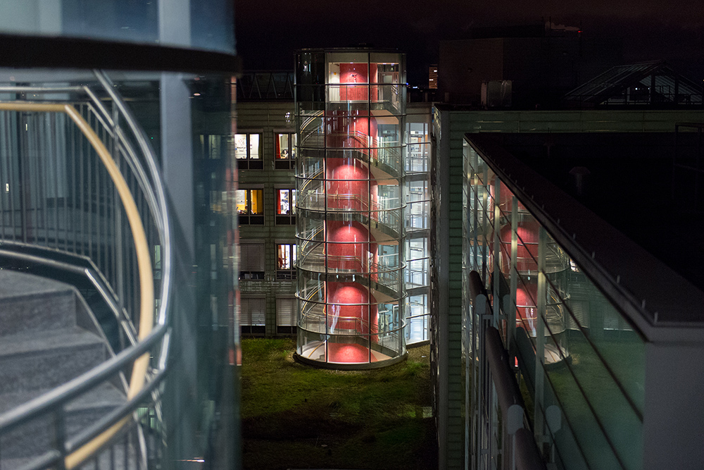 Klinikum Nürnberg Nord zu Nacht (2)