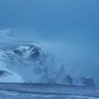 Klippe im Schneesturm