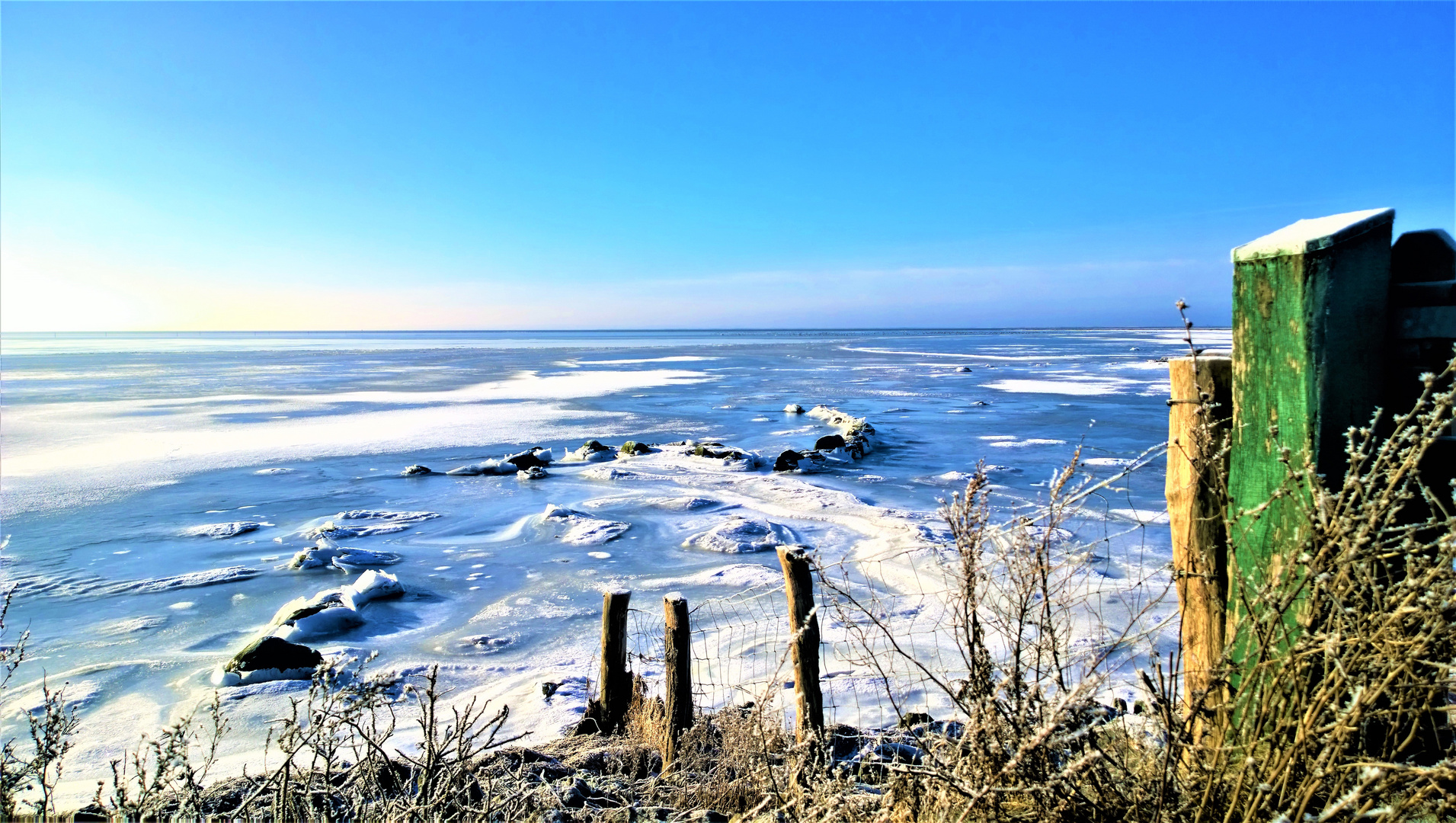 Klirrende Kälte am Meer