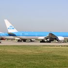 KLM B777-300 PH-BVB