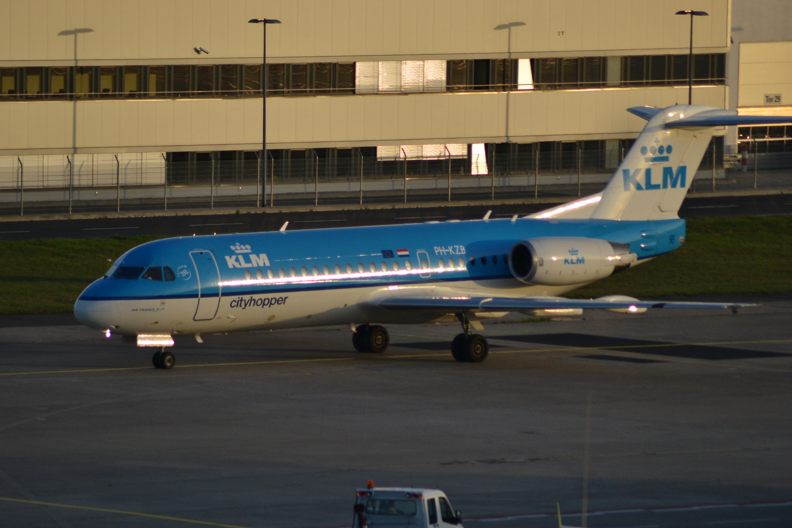 KLM Fokker 70