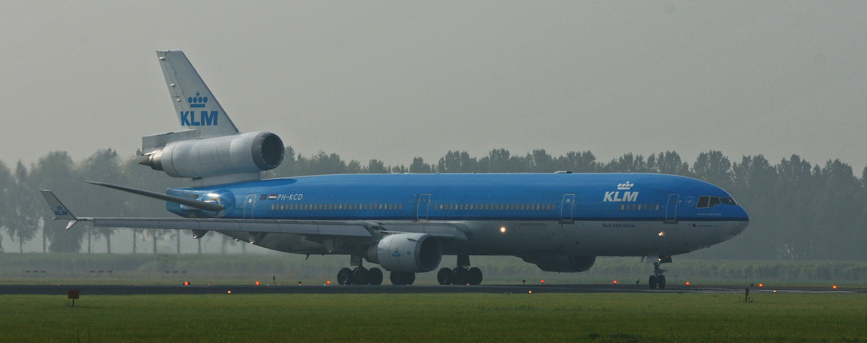 KLM / ROYAL DUTCH AIRLINES