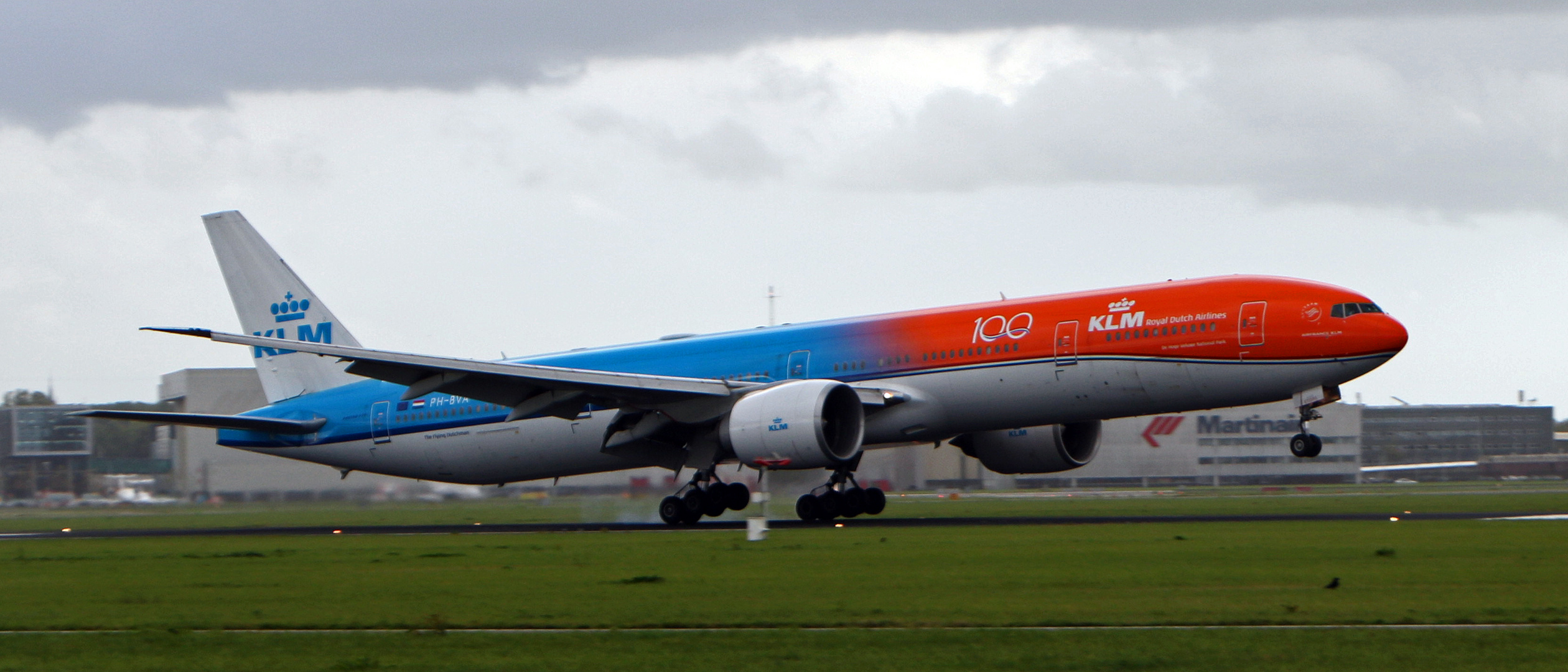 KLM / ROYAL DUTCH AIRLINES