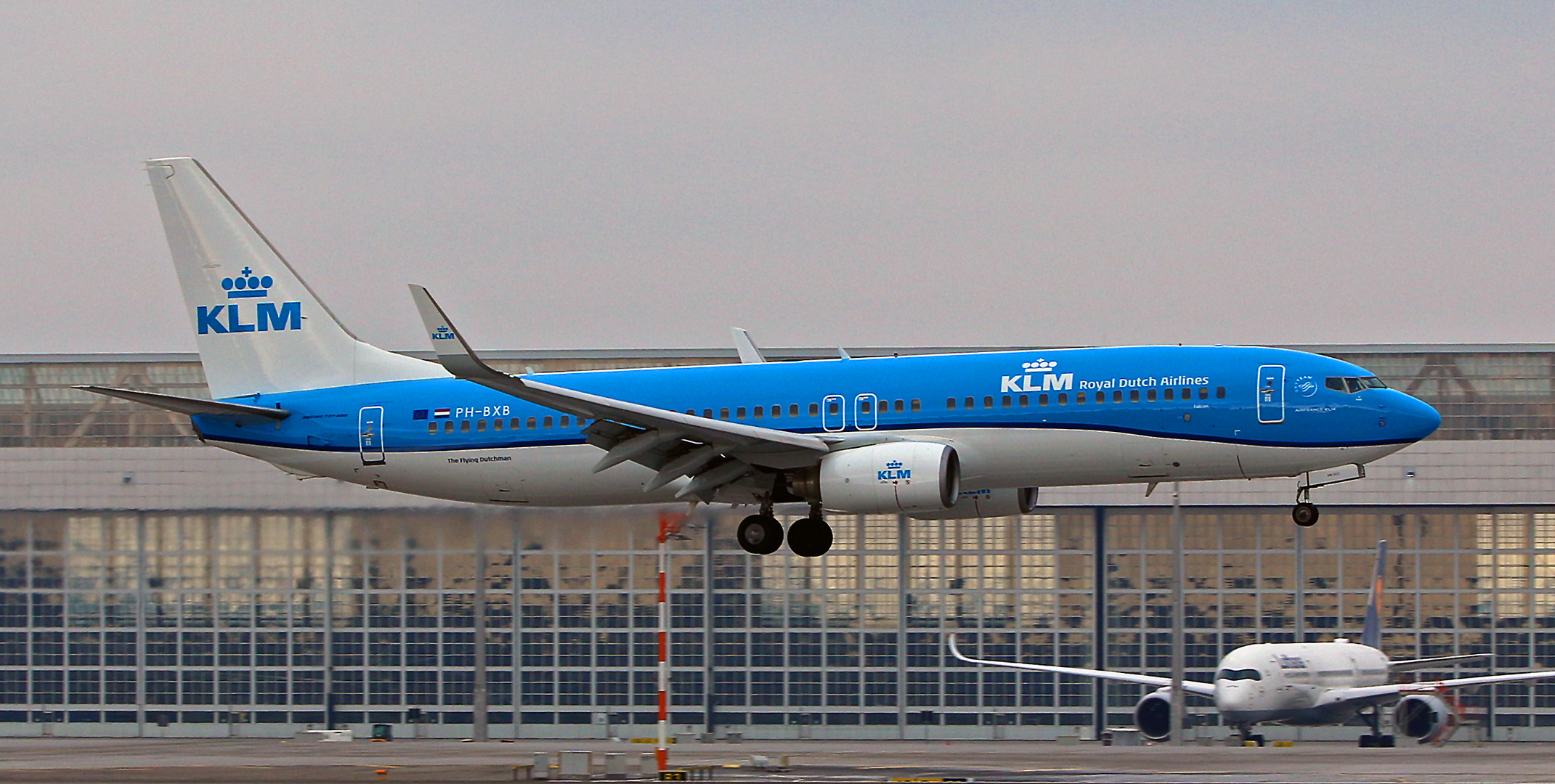 KLM / ROYAL DUTCH AIRLINES