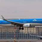 KLM / ROYAL DUTCH AIRLINES