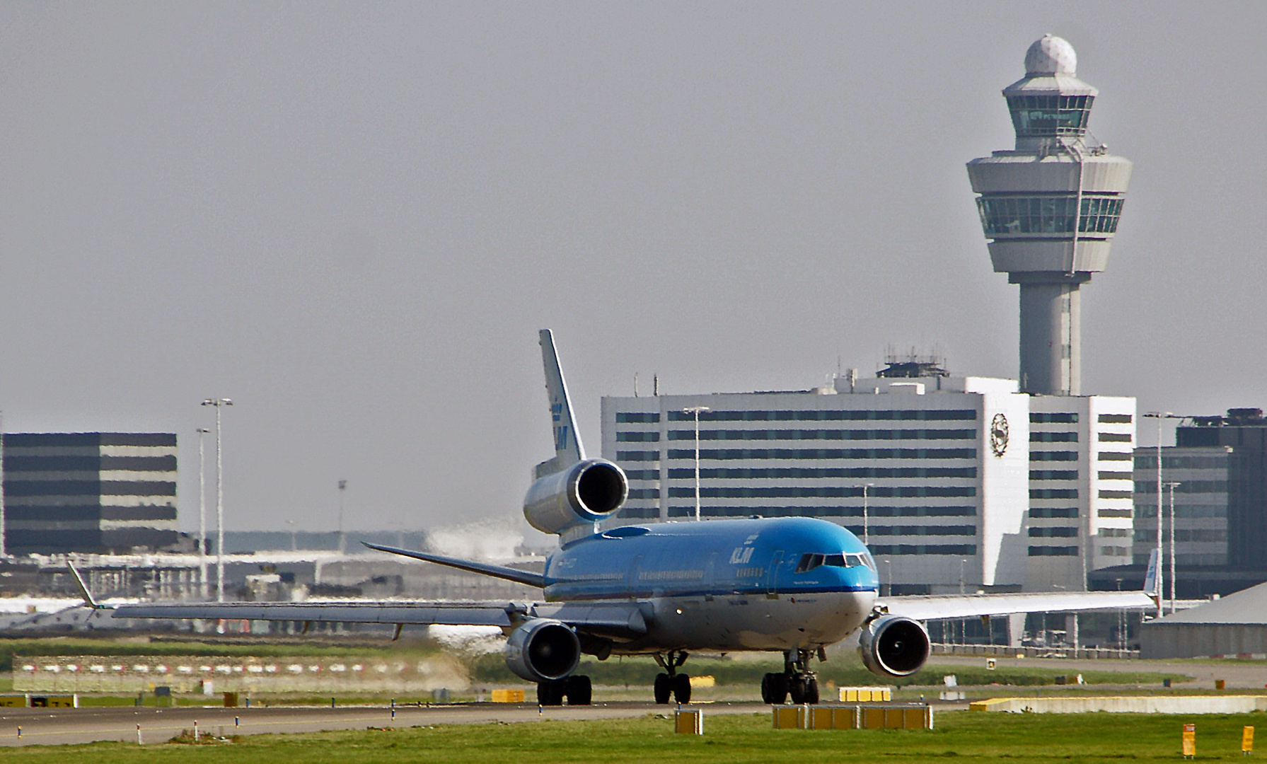 KLM / ROYAL DUTCH AIRLINES