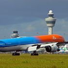 KLM / ROYAL DUTCH AIRLINES - Orange Pride