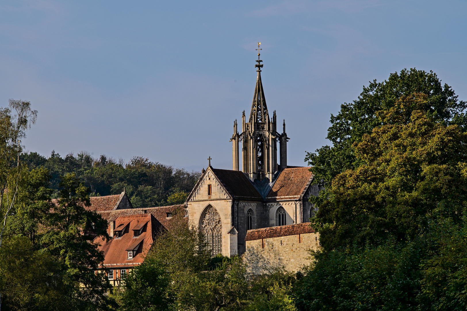 Kloster Bebenhausen kurz vor 10 Uhr - Abbaye de Bebenhausen peu avant 10 heures