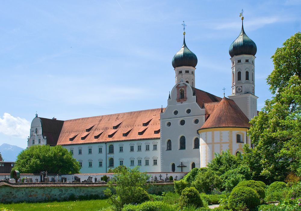 Kloster Benediktbeuern Foto & Bild | deutschland, europe, bayern Bilder ...