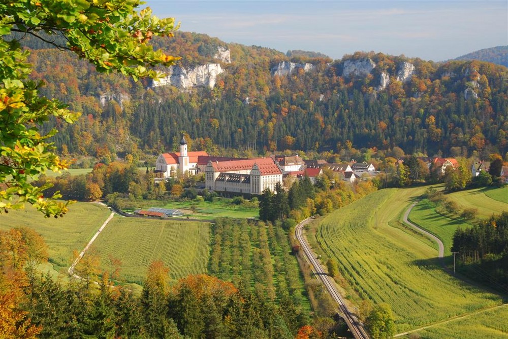 Kloster Beuron im Herbst