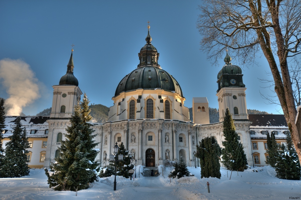 Kloster Ettal - im Schnee (HDR)