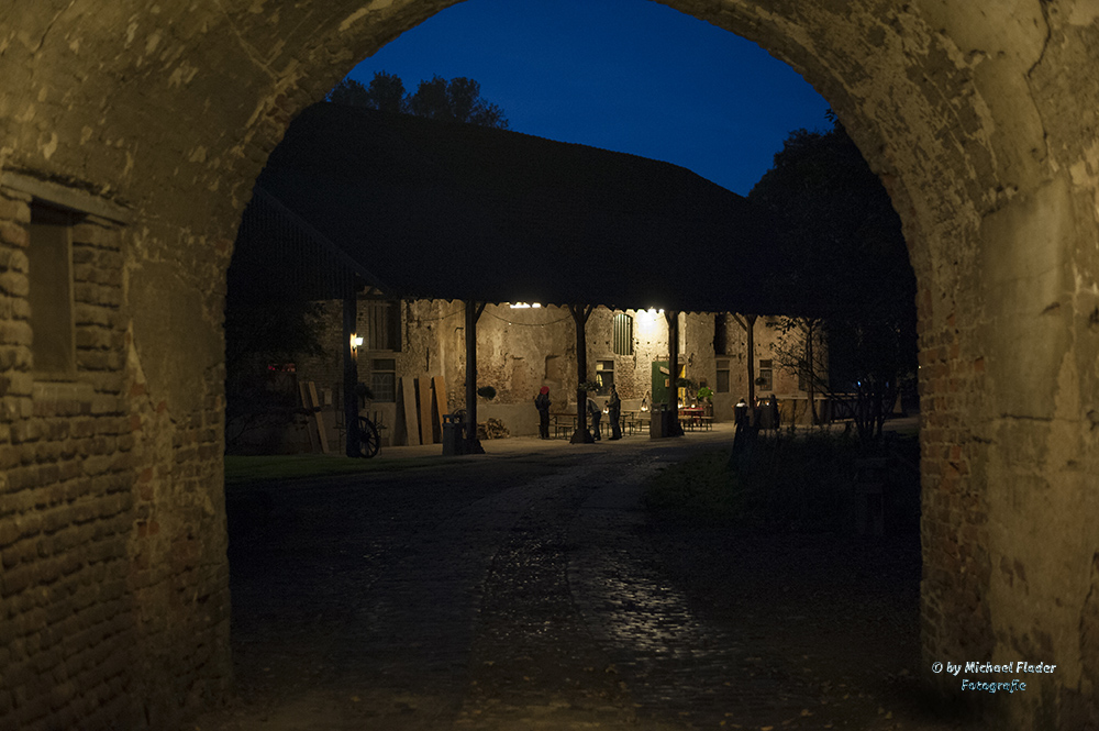 Kloster Graefenthal bei Nacht 1