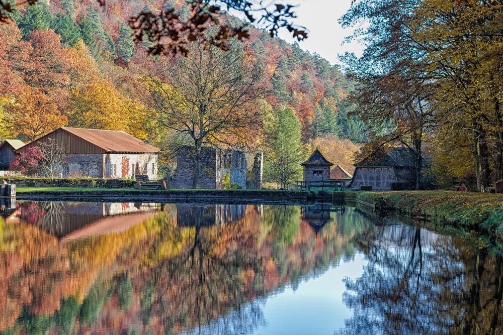 Kloster Grünau (Kartause Neuzell) an einem wunderschönen Herbsttag