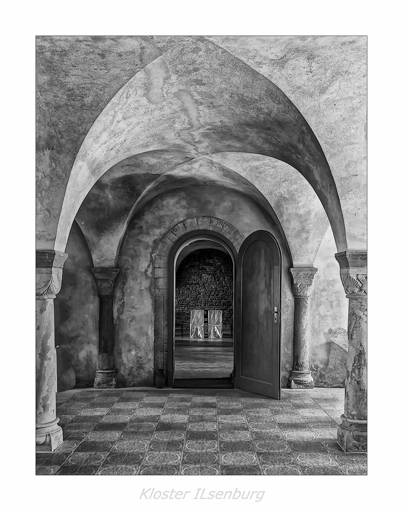 Kloster ILsenburg " Blick. in den Kapitelsaal..."