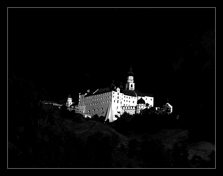 Kloster im Morgenlicht