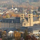 Kloster im Novemberlicht