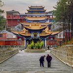 Kloster in den Bergen bei Baoshan