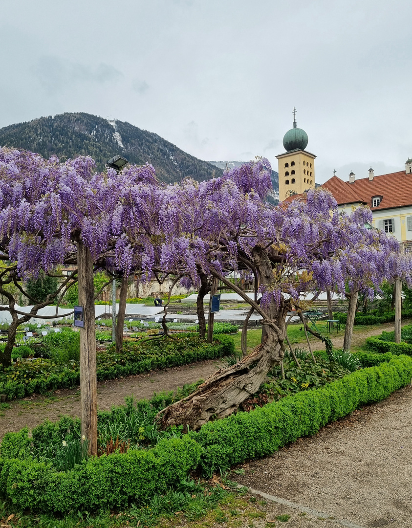 Kloster in Lana