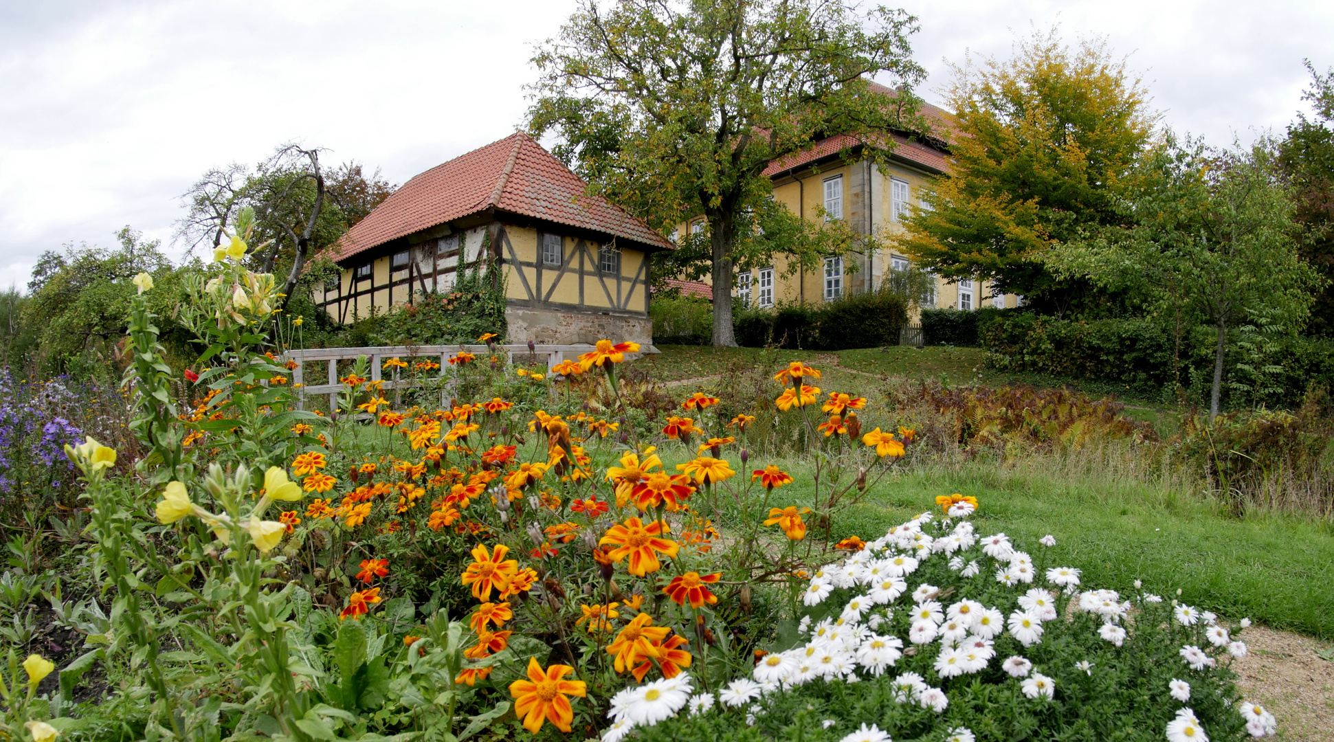 Kloster Mariensee Teilansicht