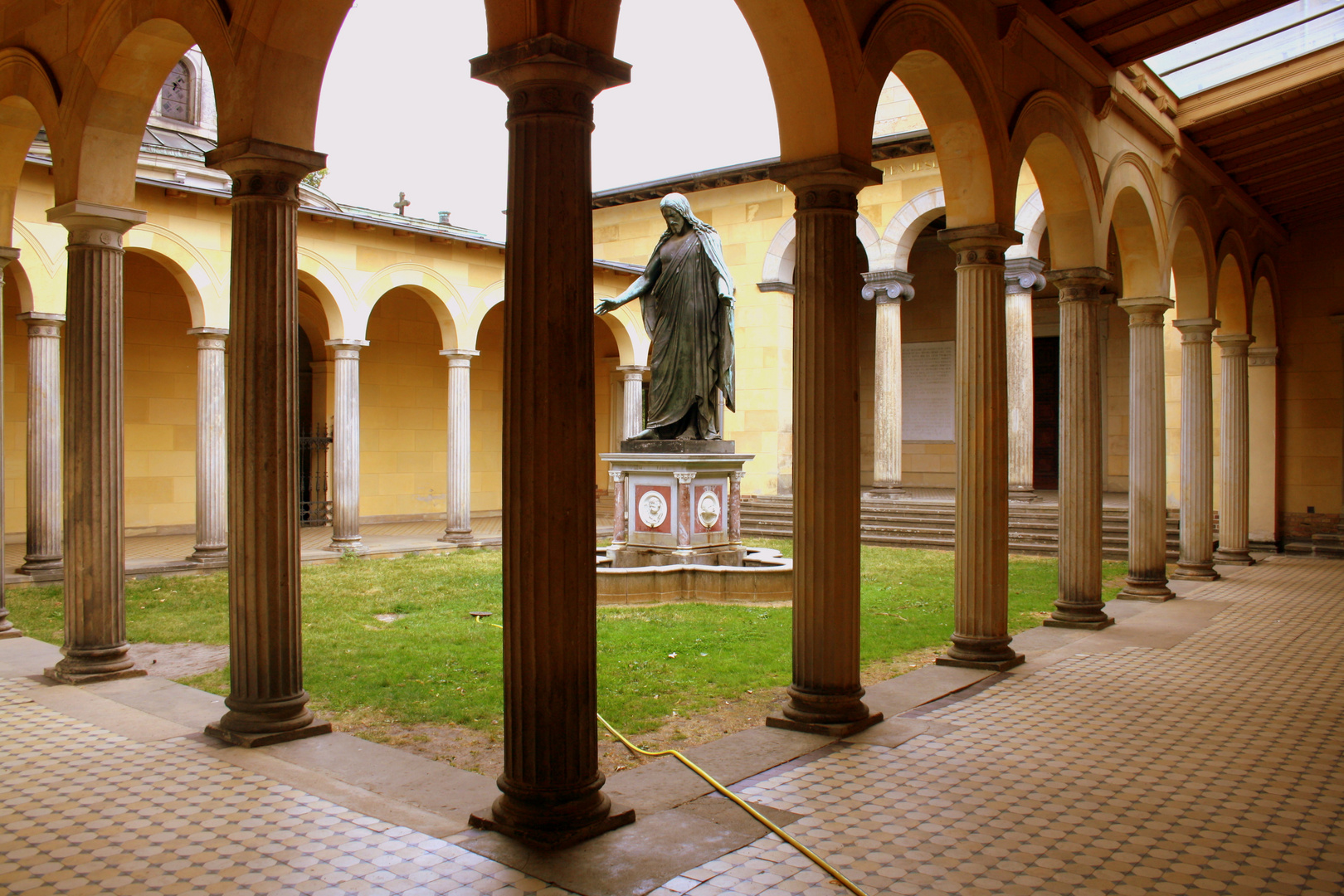 Kloster Potsdam Innenhof